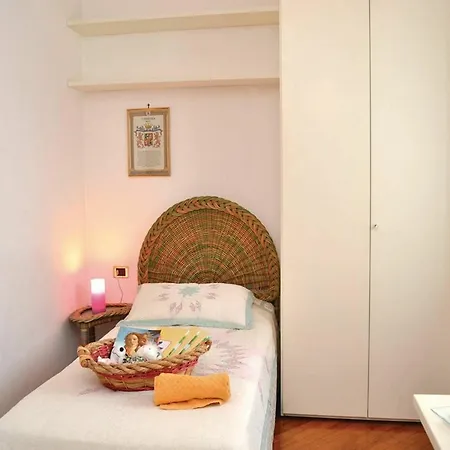 Villa With 3 Bedrooms In Genova, With Wonderful Mountain View, Enclose *