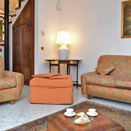 With 3 Bedrooms In Genova, With Wonderful Mountain View, Enclose Villa Genoa