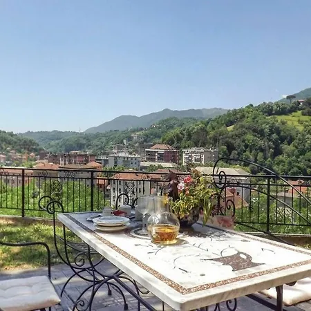 With 3 Bedrooms In Genova, With Wonderful Mountain View, Enclose Villa