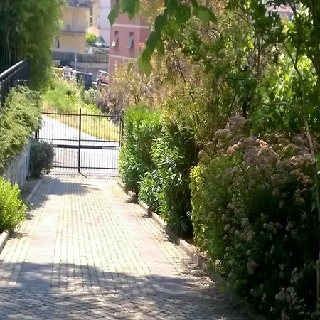 Villa With 3 Bedrooms In Genova, With Wonderful Mountain View, Enclose *